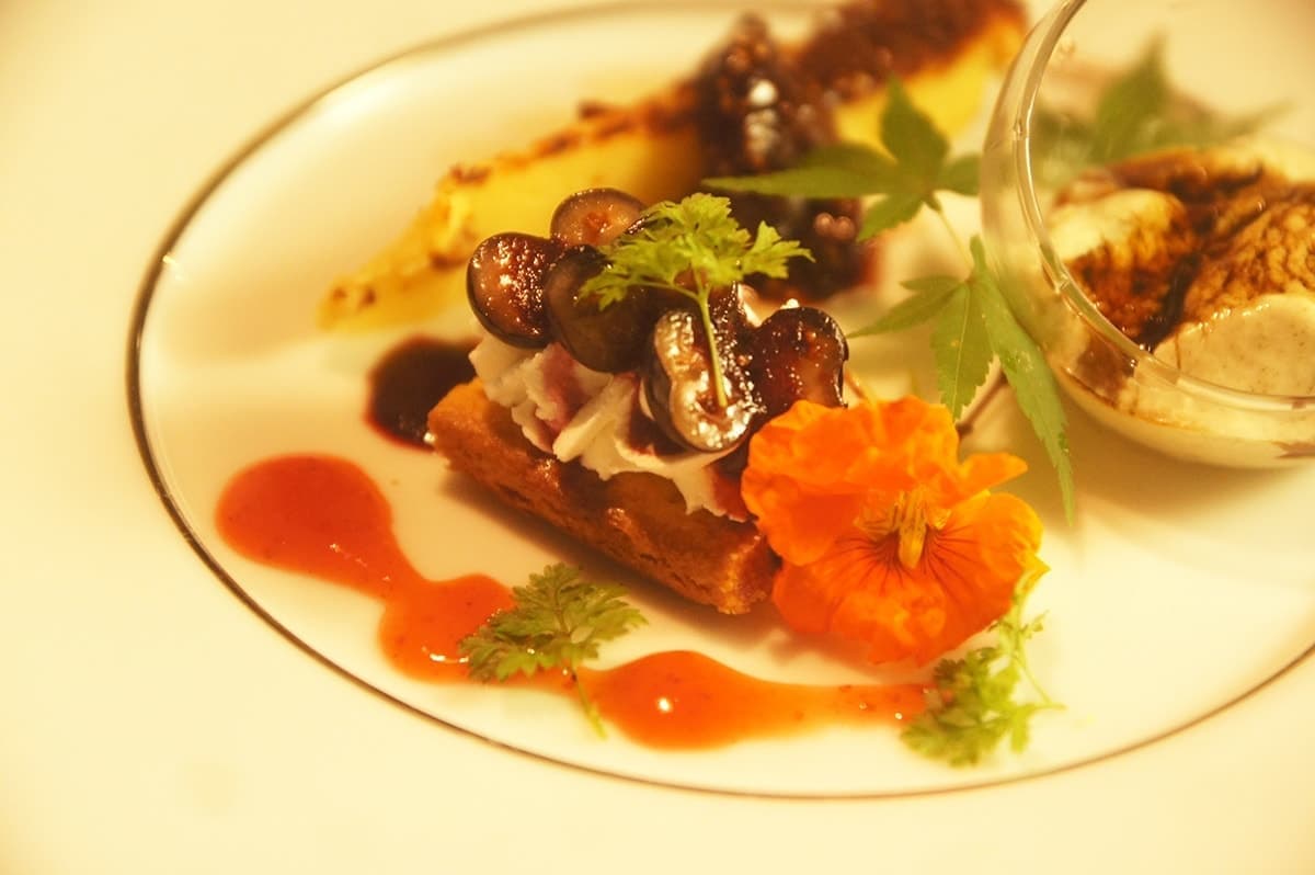 茨城・大子、お洒落カフェ&ゲストハウス、咲くカフェのガーデンウェディング。garden wedding。