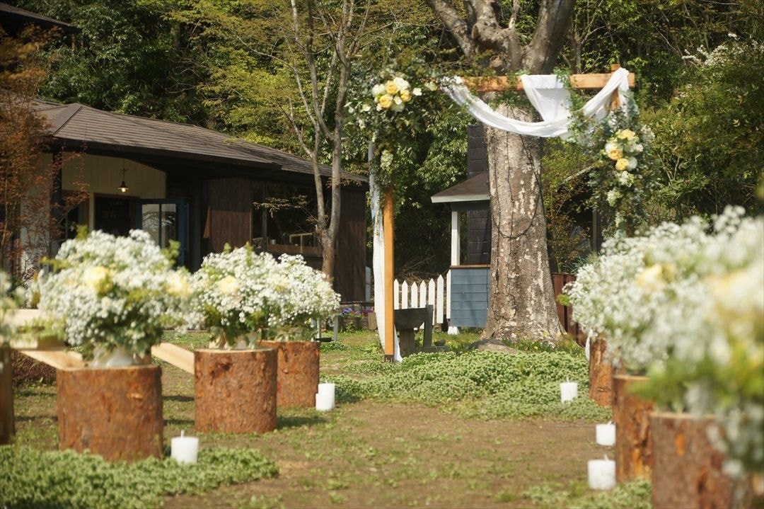 茨城・大子、お洒落カフェ＆ゲストハウス、咲くカフェのガーデンウェディング。garden wedding。