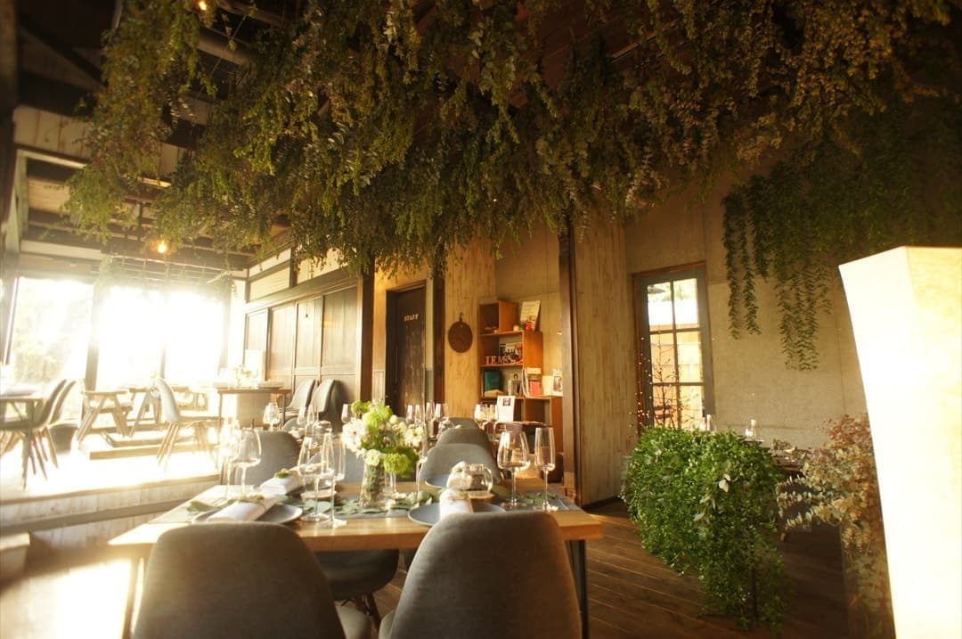 茨城・大子、お洒落カフェ＆ゲストハウス、咲くカフェのガーデンウェディング。garden wedding。