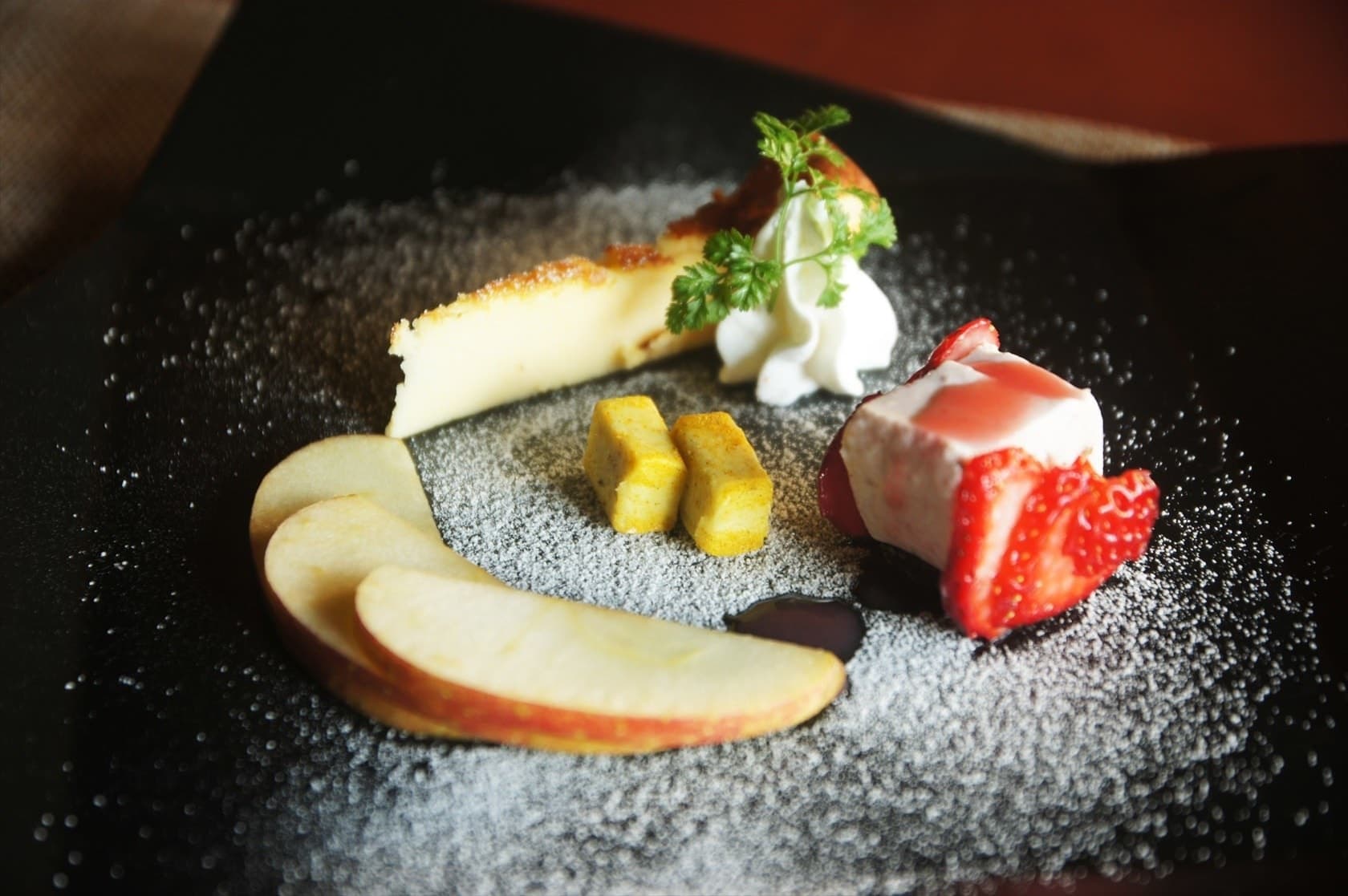 茨城・大子、お洒落カフェ＆ゲストハウス、咲くカフェのガーデンウェディング。garden wedding。